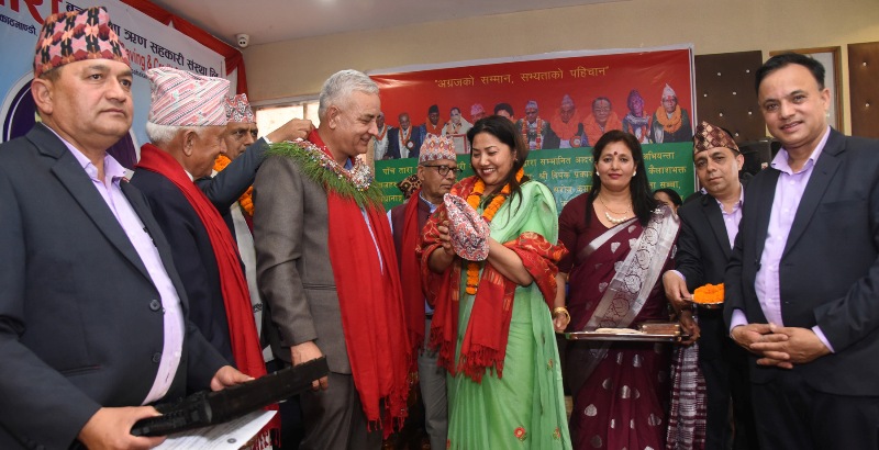 पाँच तारा राष्ट्रिय व्यक्तित्व सम्मानः यो वर्ष डिबी बस्नेतलाई