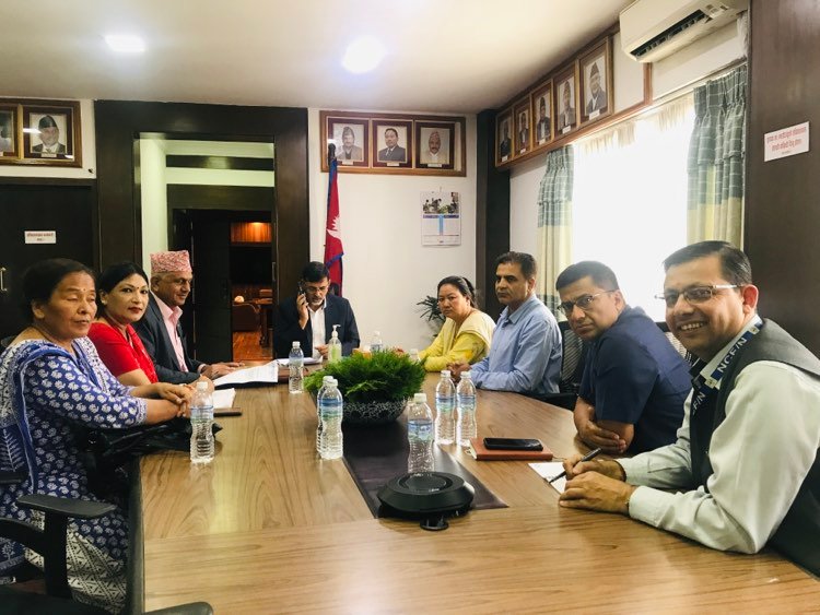 सहकारीको अनुगमन गर्न दोस्रो तहको नियामक छिट्टै, करको दरमा पुर्नविचार गर्ने अर्थमन्त्रीकाे प्रतिबद्धता