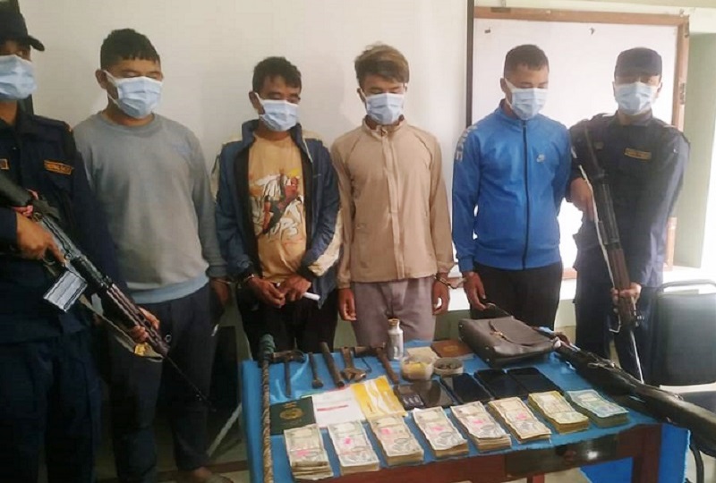 काभ्रेको सहकारी चोरी गर्ने चार जना पक्राउ
