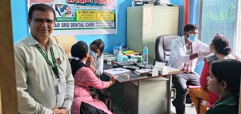 ईश्वर साना किसान कृषि सहकारीद्धारा निशुल्क दन्त परिक्षण शिविरको आयोजना