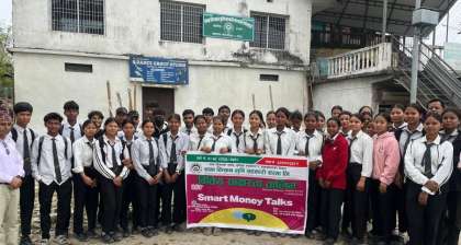 साना किसान कृषि सहकारी झोराहाटद्धारा विद्यार्थीलाई वित्तीय साक्षरता